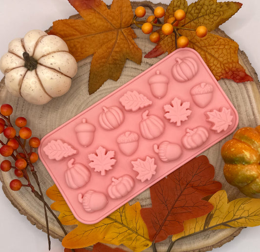 The Cozy Pup Autumn Mould