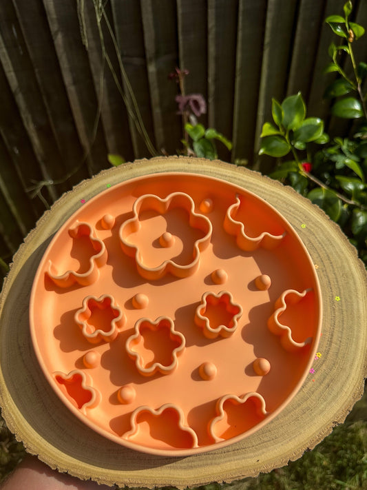 Peach Blossom Slow Feeder Enrichment Bowl